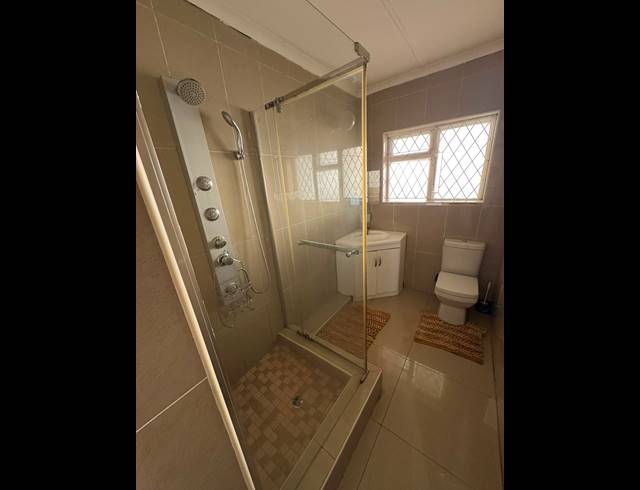 3 BEDROOM HOUSE FOR SALE IN YELLOWWOOD PARK